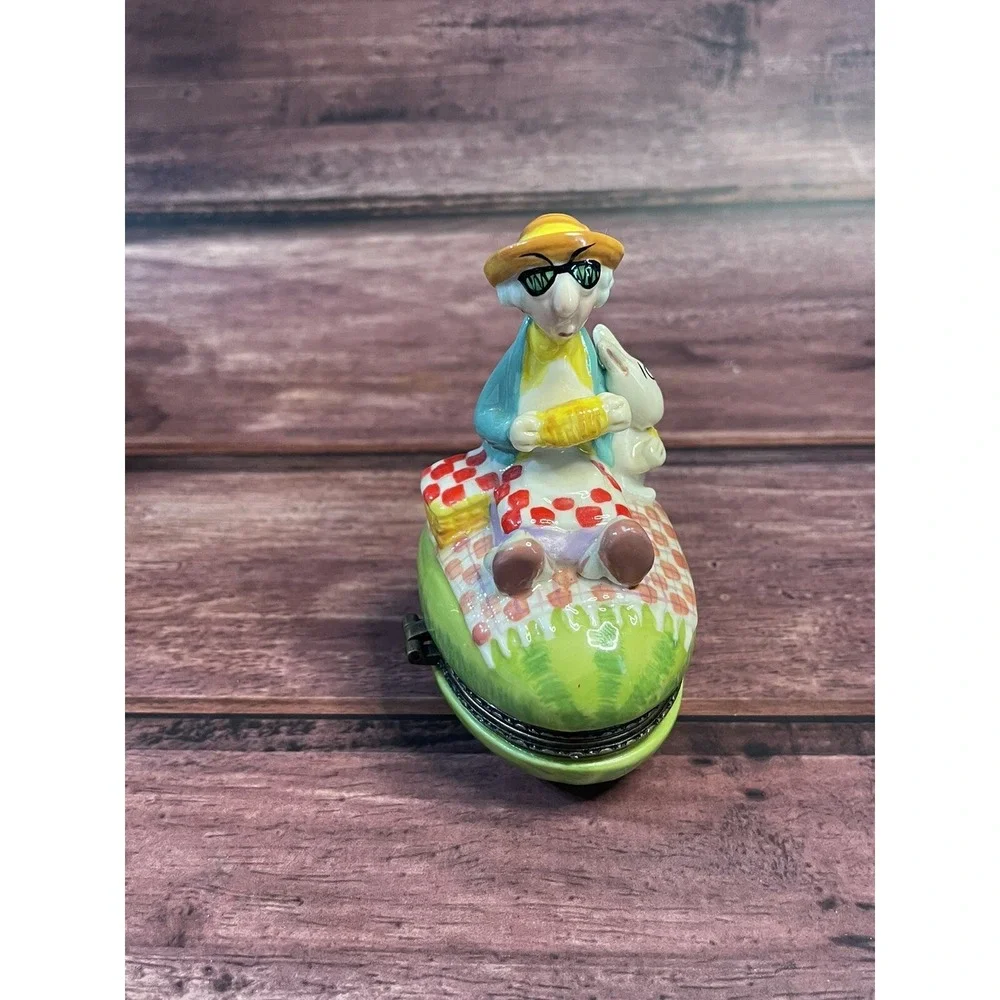 Hallmark Maxine 